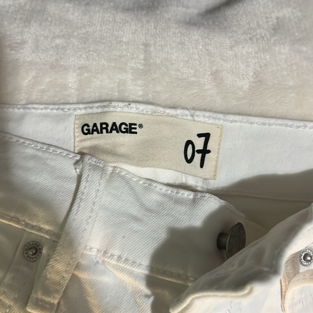 White Jeans - Picture 3 of 3